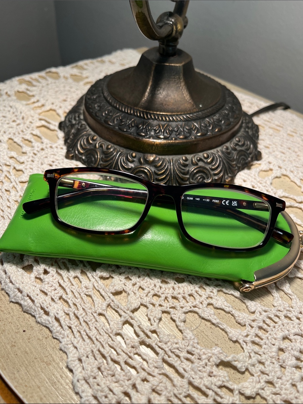 Kate Spade Jodie Readers  +1.50 Tortoiseshell Signature Bright Green Case